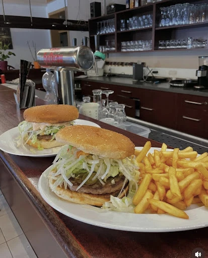 Lava Pizza Burger & Grill  photo 3
